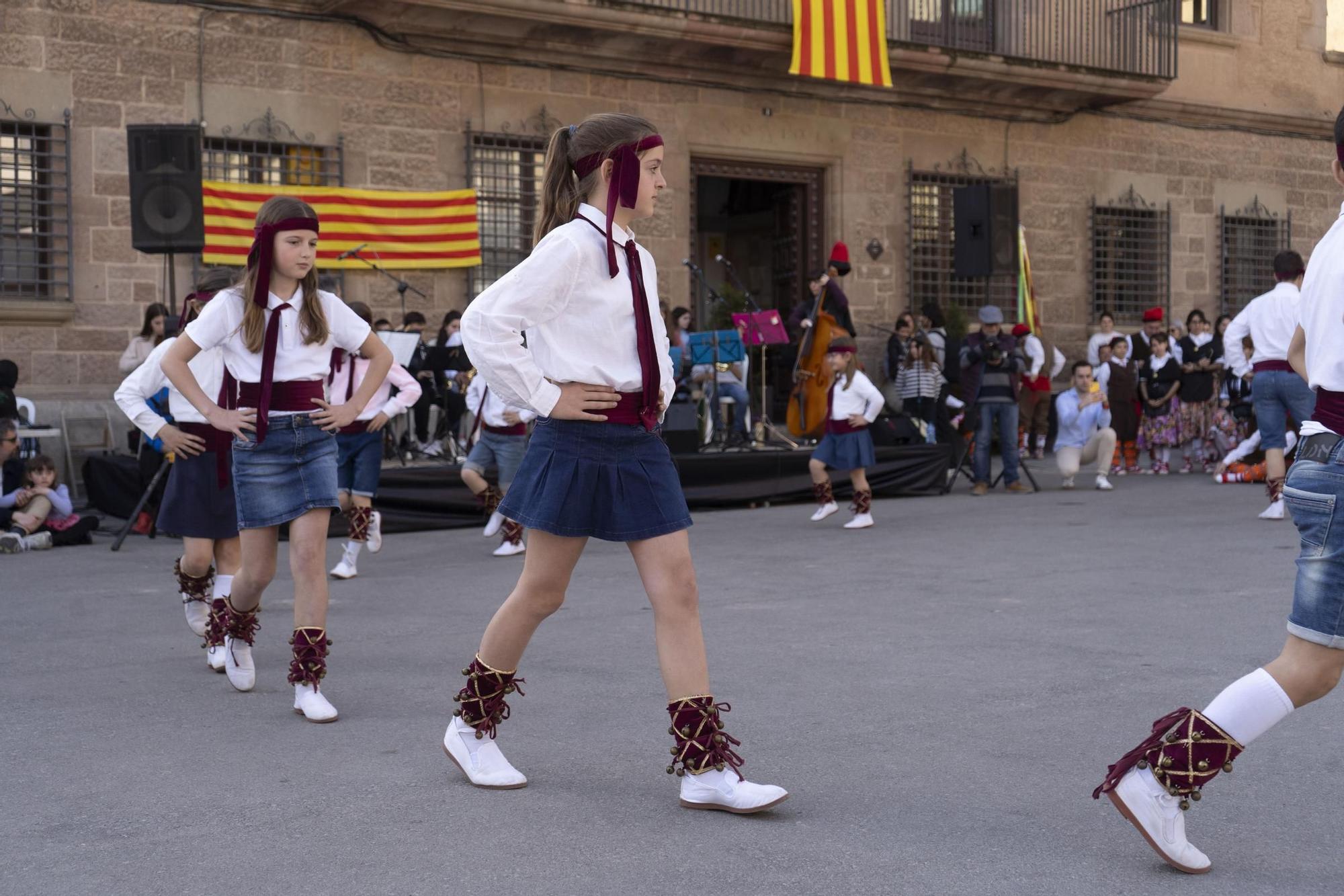 Totes les imatges de la trobada de balls de cascavells de Cardona