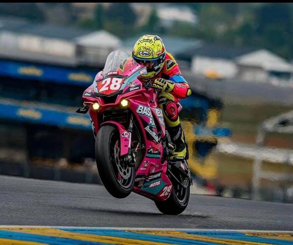 La moto de l'equip Basomba, en acció