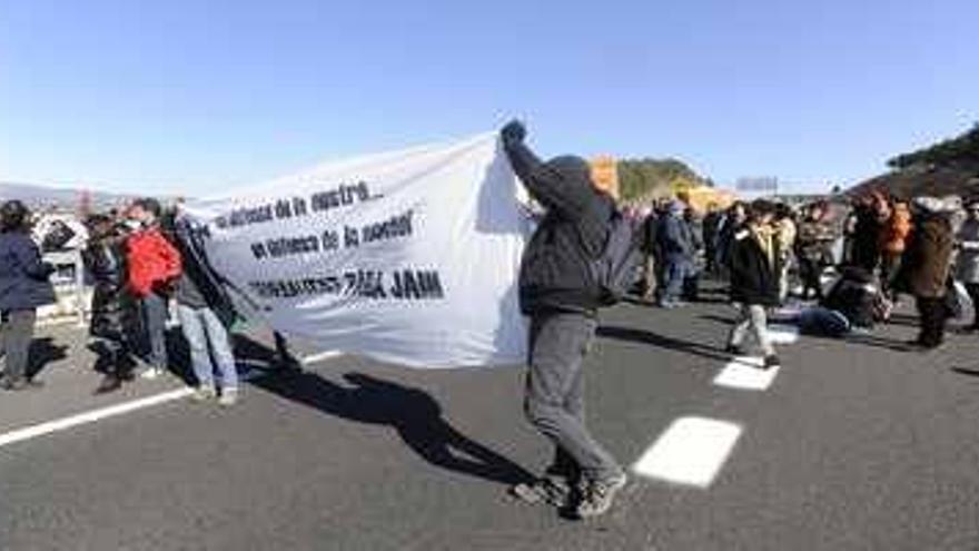 Castellón se suma a las marchas contra el derroche y los recortes