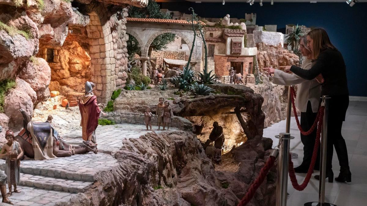 València recupera el belén monumental de la Fundación Bancaja tras 20 años de ausencia.