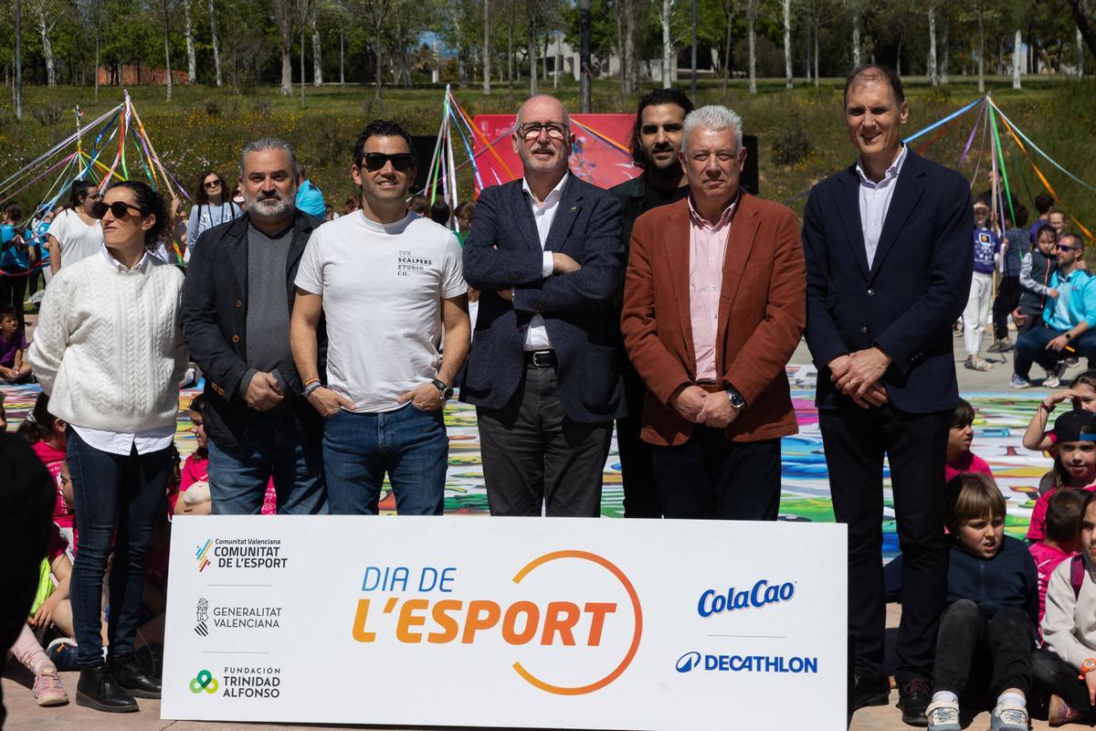 Las instituciones respaldaron el Dia de L'Esport