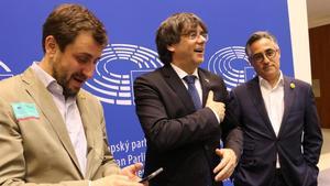 zentauroepp48473680 pla conjunt de toni com n  carles puigdemont i ramon tremosa190605201618