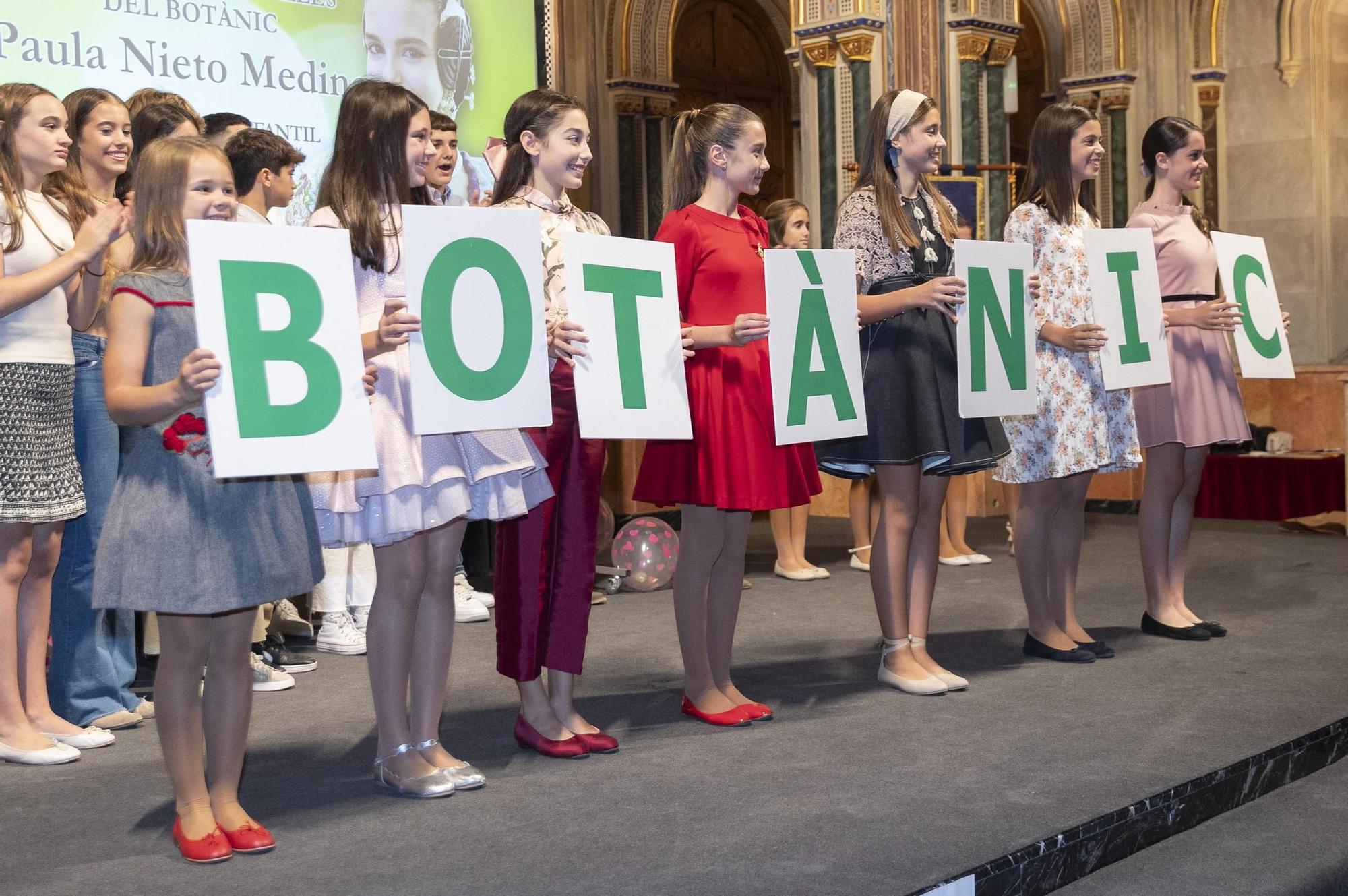 La fiesta más feliz de Paula Nieto en la Agrupación del Botànic