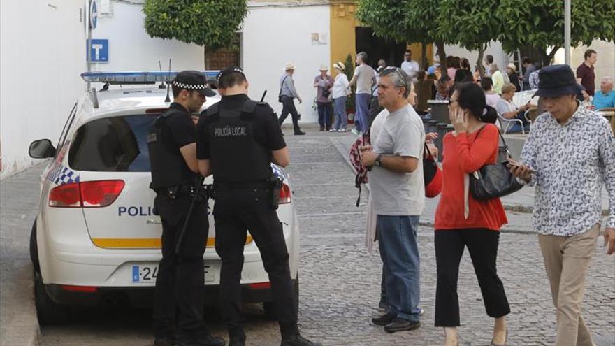 Ambrosio pide a Rajoy un decreto-ley para ampliar la plantilla de Policía Local