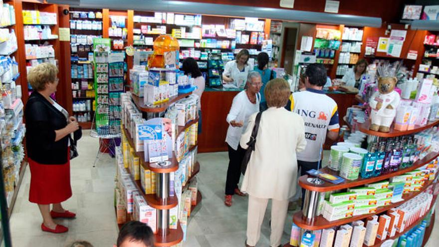 La venta de la vacuna de la meningitis B, en ocho días en las farmacias // J. de Arcos