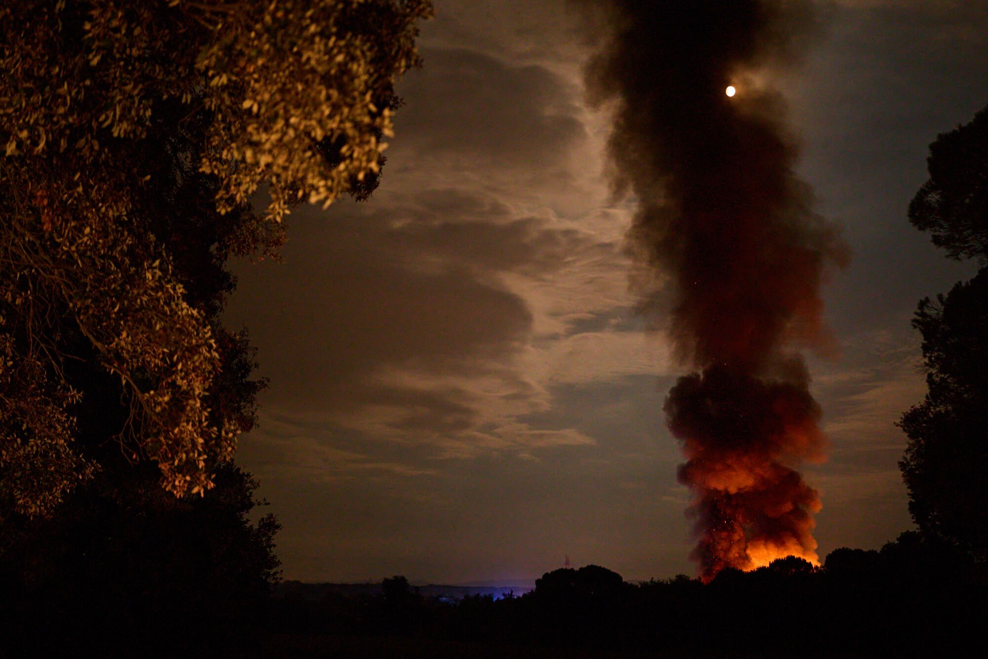 Incendi a la deixallaria EcoGirona de Vilobí d´Onyar