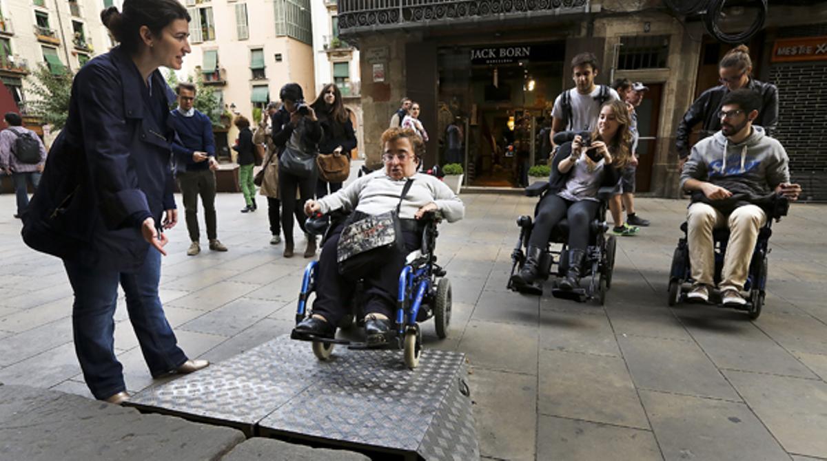 Alumnes de l’Escola d’Arquitectura examinen Ciutat Vella