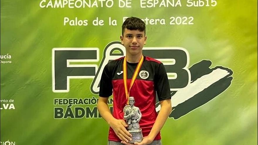 Biel Cañellas se cuelga la plata en el Nacional de bádminton Sub15