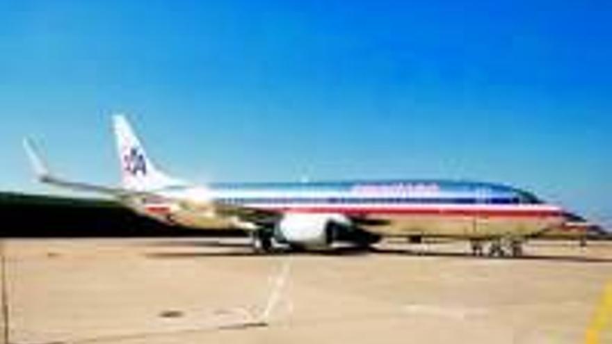 American Airlines se renueva para ahorrar crudo