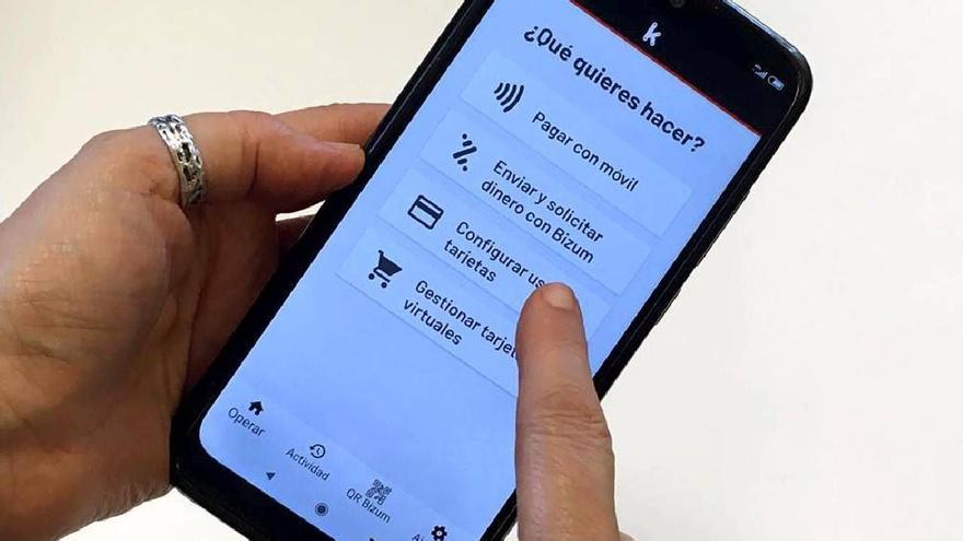 Olvídate del efectivo: Bizum revoluciona la forma de dar la paga a los adolescentes