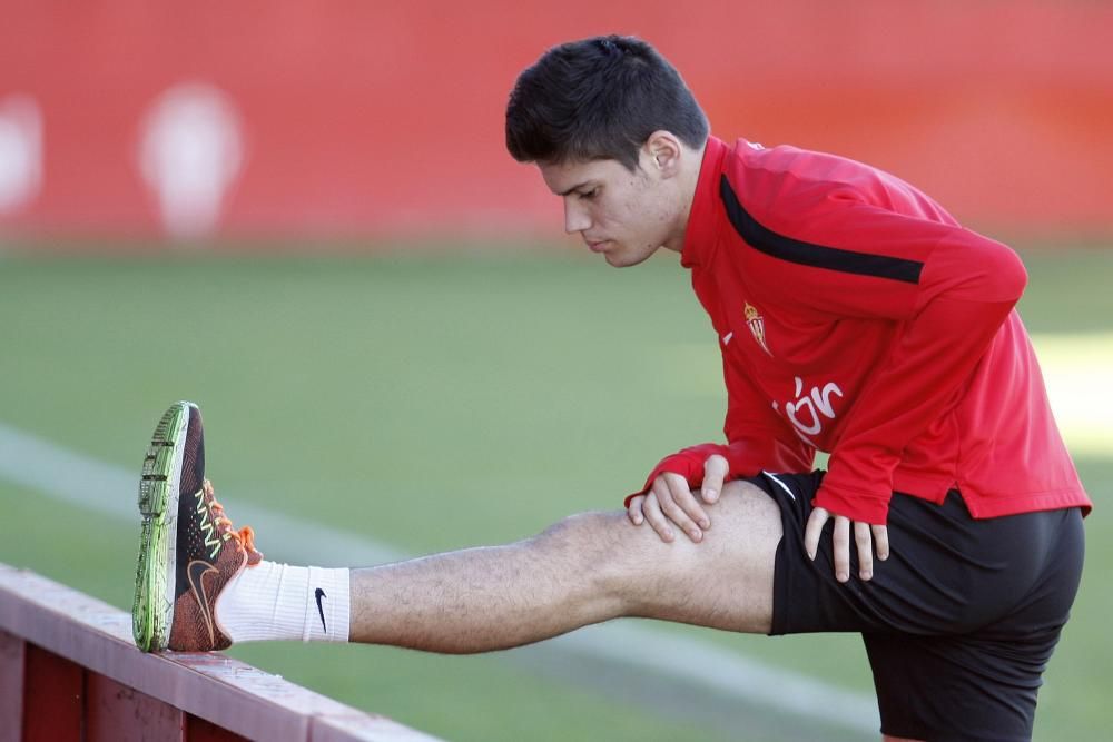 Entrenamiento del Sporting de Gijón con visita de Ángel María Villar