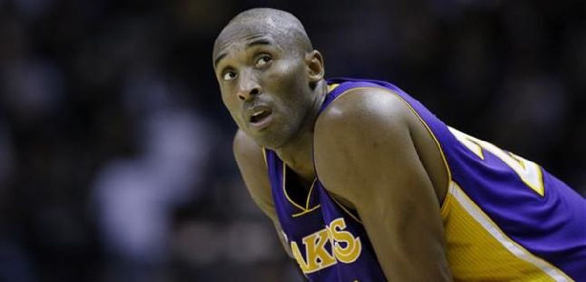 Kobe Bryant , a San Antonio. Kobe Bryant , a San Antonio.