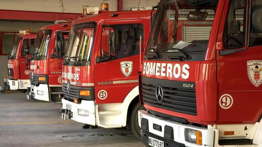 Un incendio en Murcia causa una intoxicación por humo a un hombre de 64 años