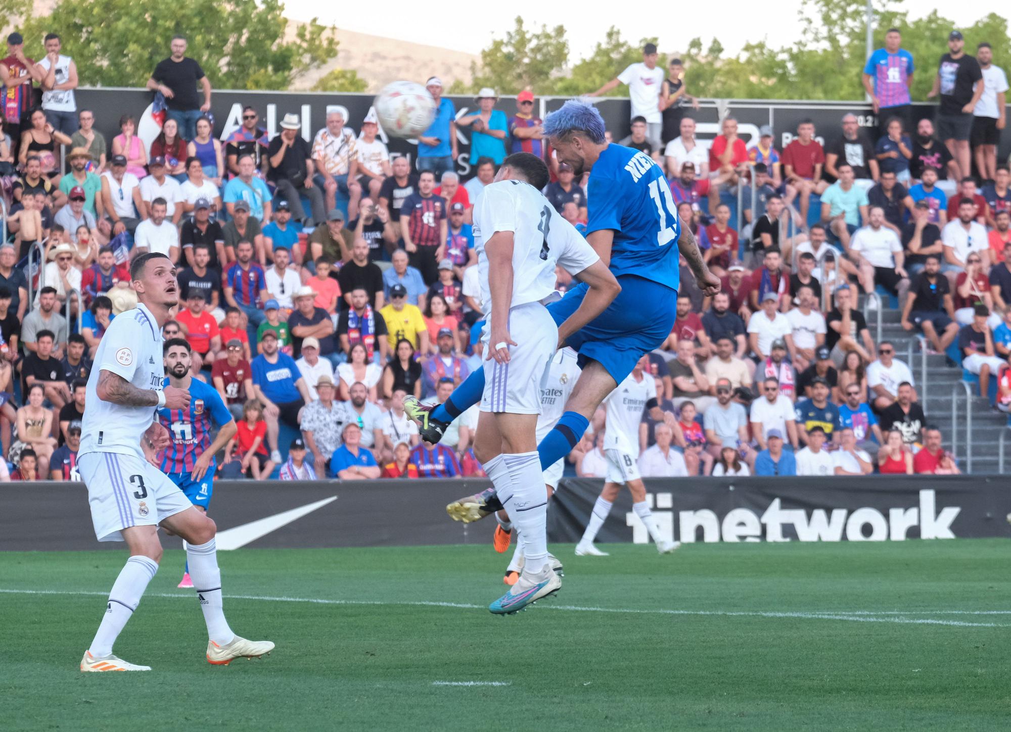 Las mejores imágenes del partido del Eldense - Real Madrid Castilla