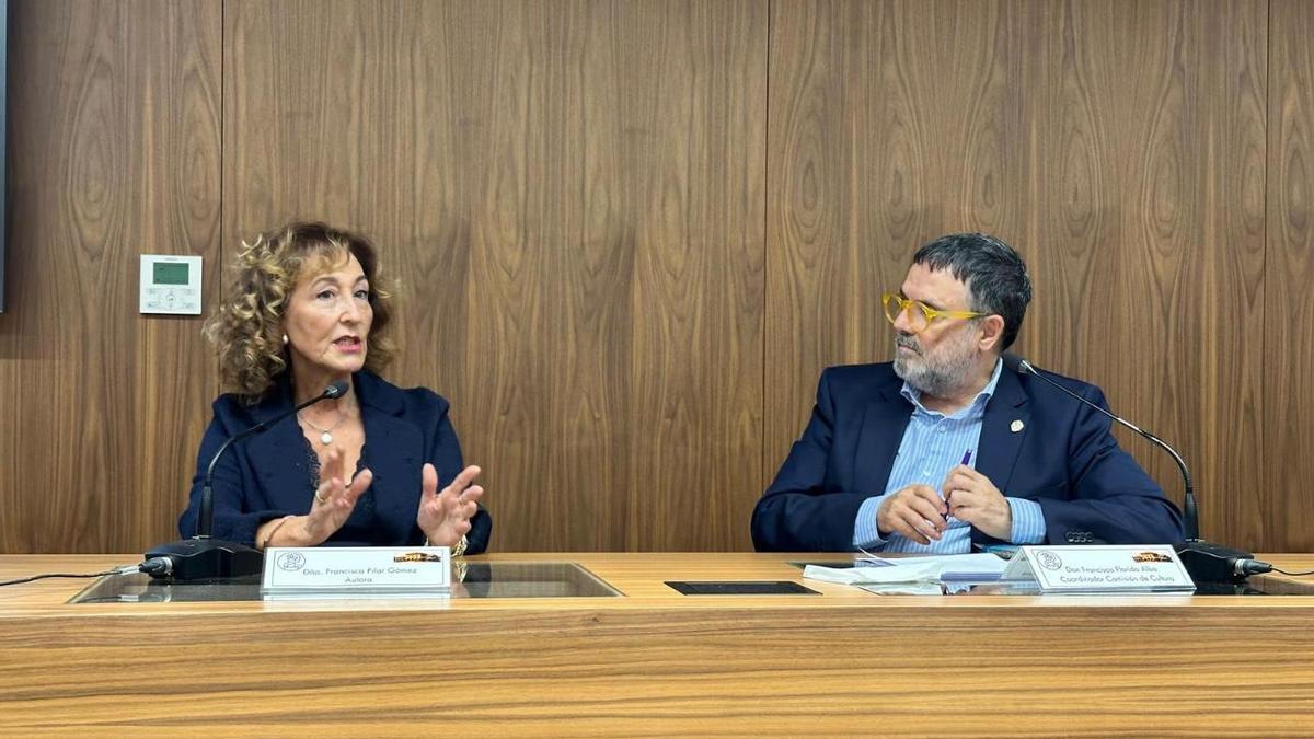 Francisca Pilar Gómez en la presentación de su novela