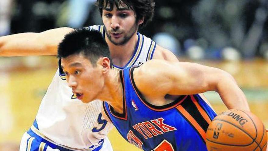 Ricky Rubio presiona a Jeremy Lin en el pasado Minnesota-New York. | reuters