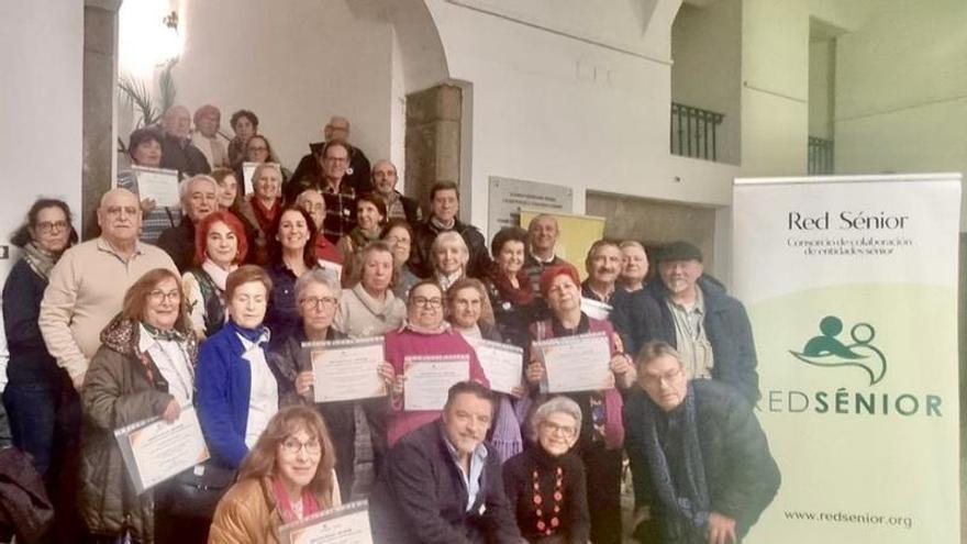 La Diputación de Cáceres impulsa la inclusión digital de mayores a través de 'IA Senior'