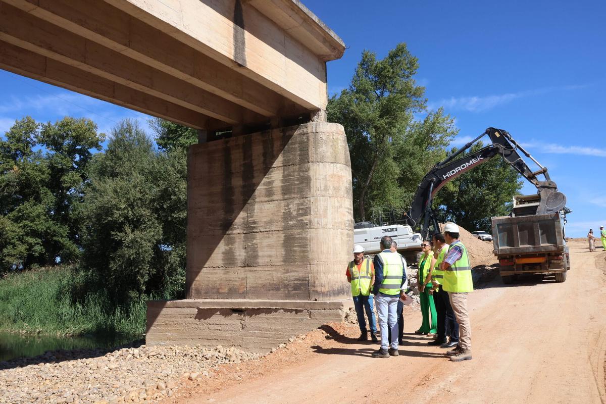 Los trabajos de derribo del viaducto que colapsó parcialmente el pasado mes de junio avanzan a buen ritmo con un 40% de la obra ejecutada.