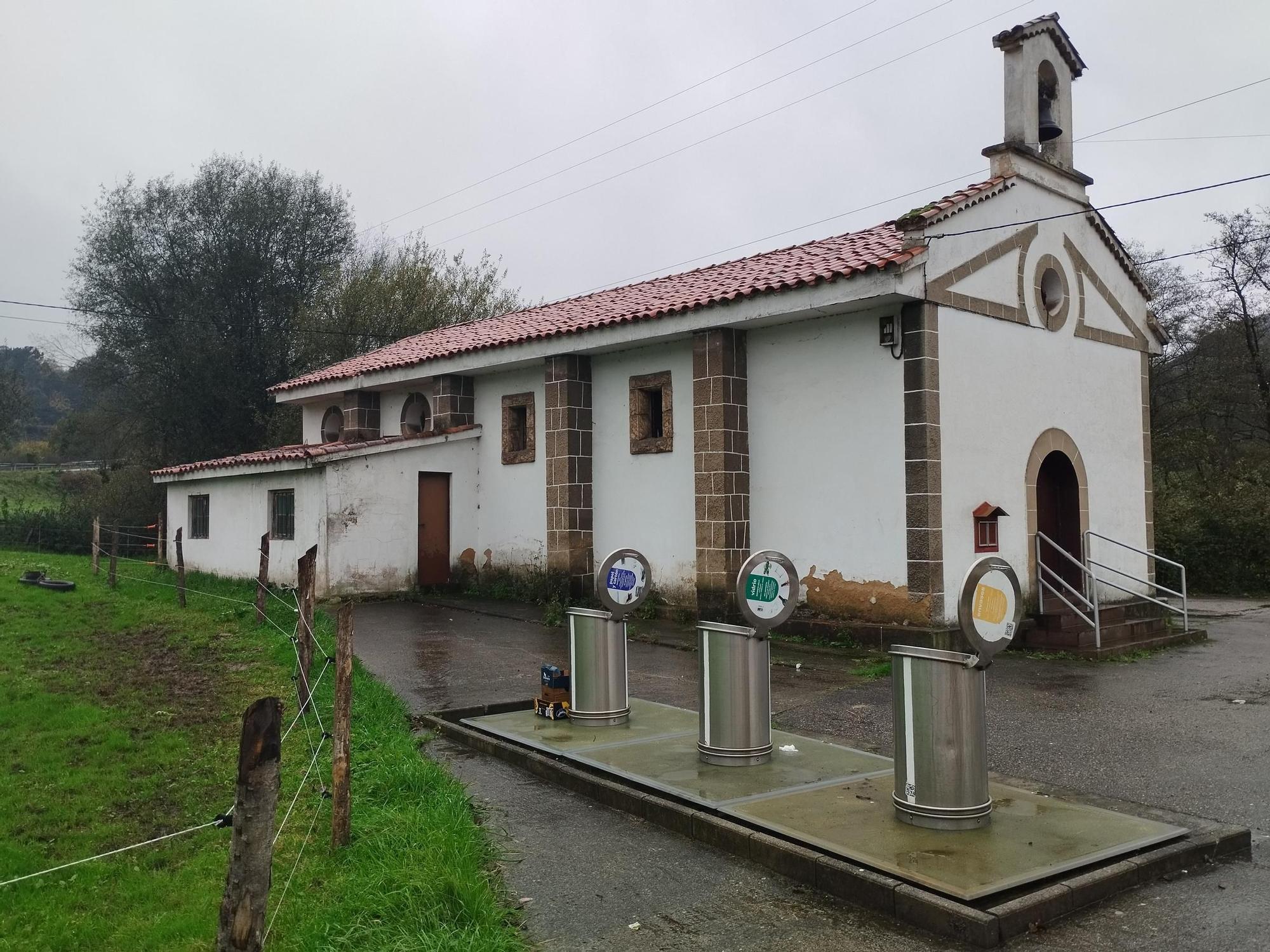 Villardeveyo, tierra ferroviaria y minera que esconde una celosía prerrománica