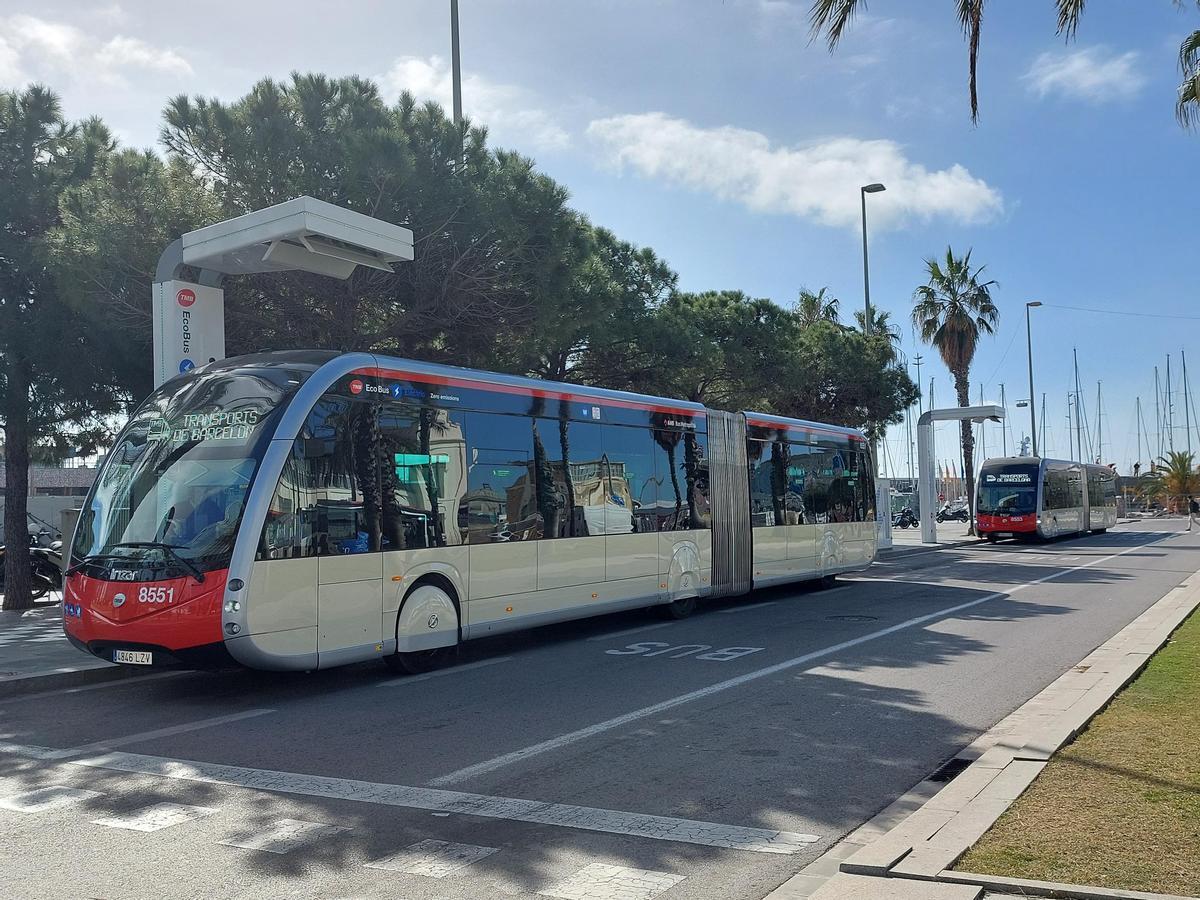 La V15 es converteix en la segona línia de bus de Barcelona equipada només amb vehicles elèctrics
