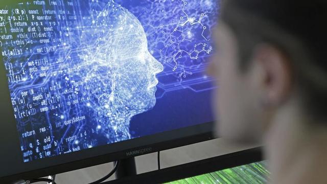 Für kleinere Unternehmer sind die Vorgaben nicht besonders streng. So muss der Firma bekannt sein, welche KI-Werkzeuge im Haus genutzt werden.