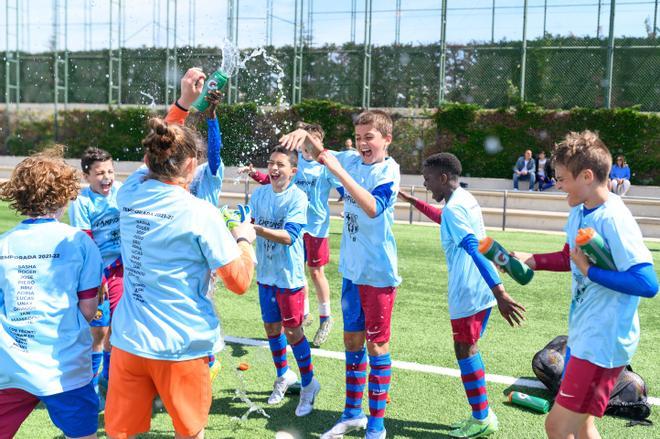 El Alevín D del Barça ha ganado su liga regular