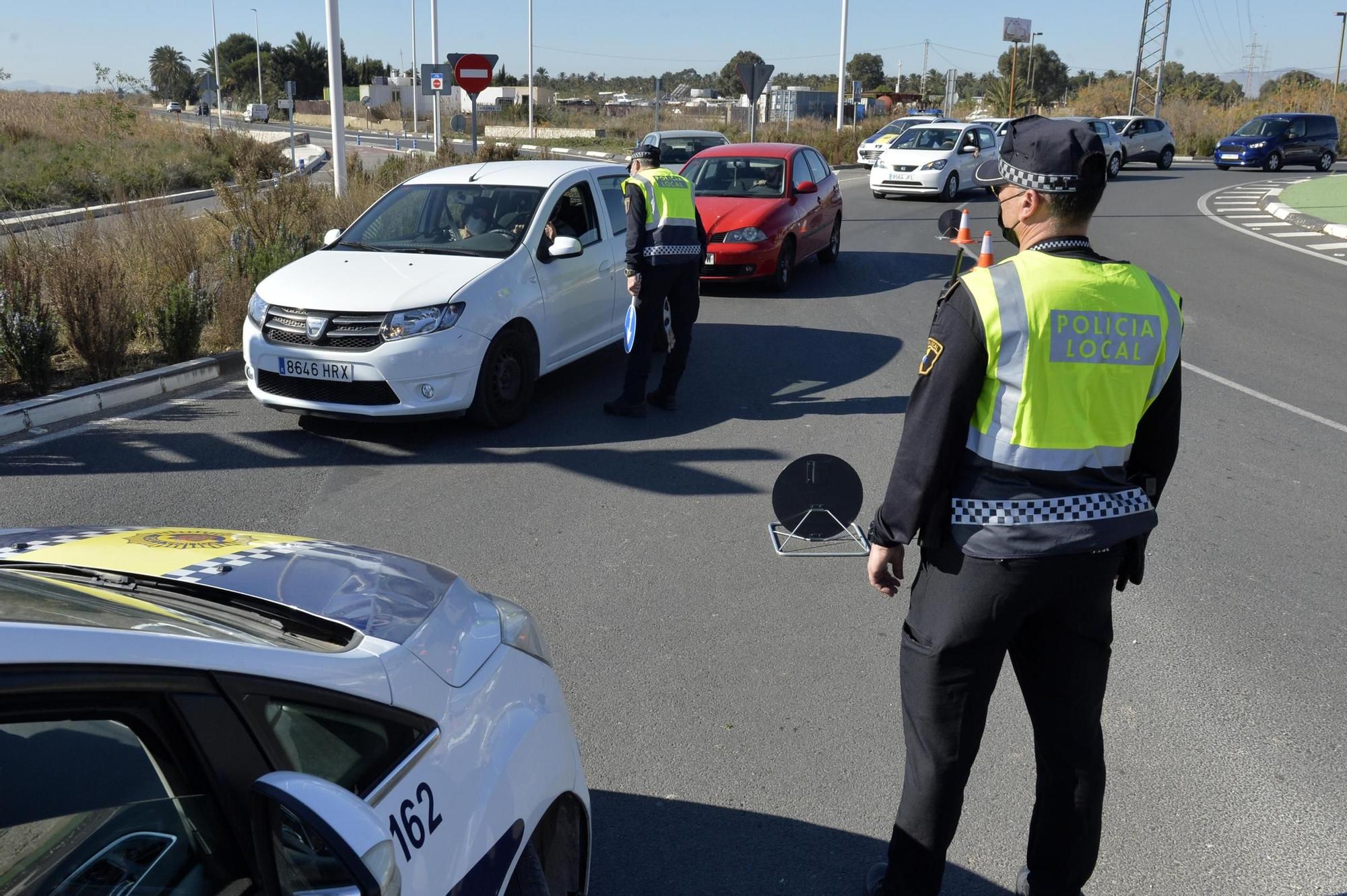 La Policía Local de Elche impone 75 sanciones por incumplir el cierre perimetral