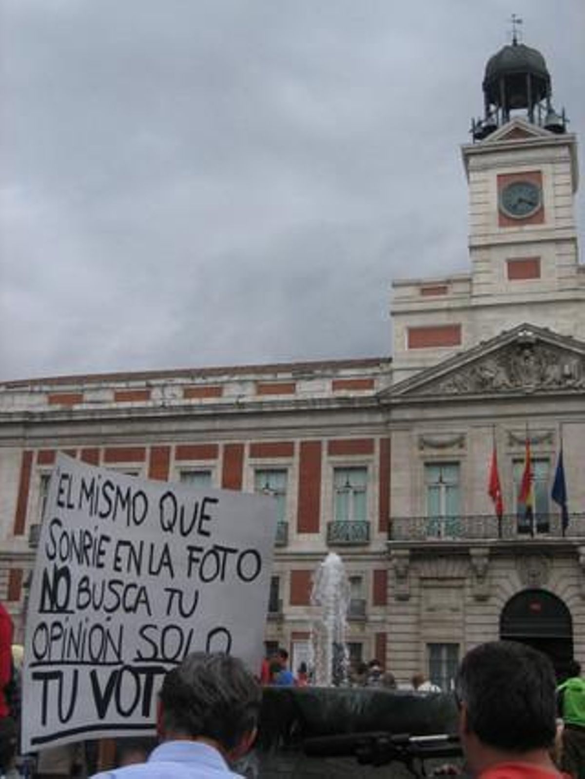 La meva foto favorita d’ahir #acampadasol #nonosvamos #nolesvotes #notenemosmiedo #yeswecamp #spanishrevolution