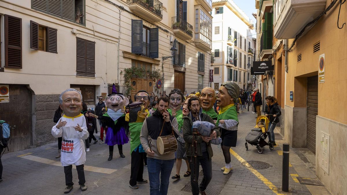 SANT SEBASTIÀ 2025 Multitudinaria ofrenda de huevos a Santa Clara en Palma