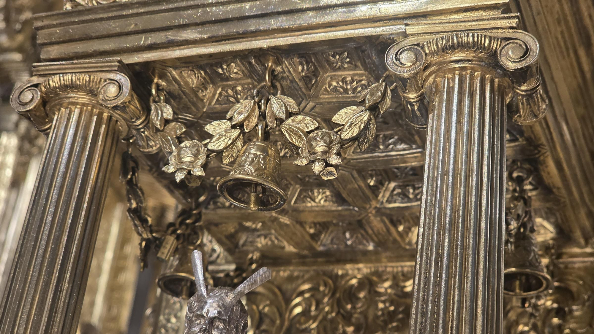 La Custodia exhibe su restauración integral