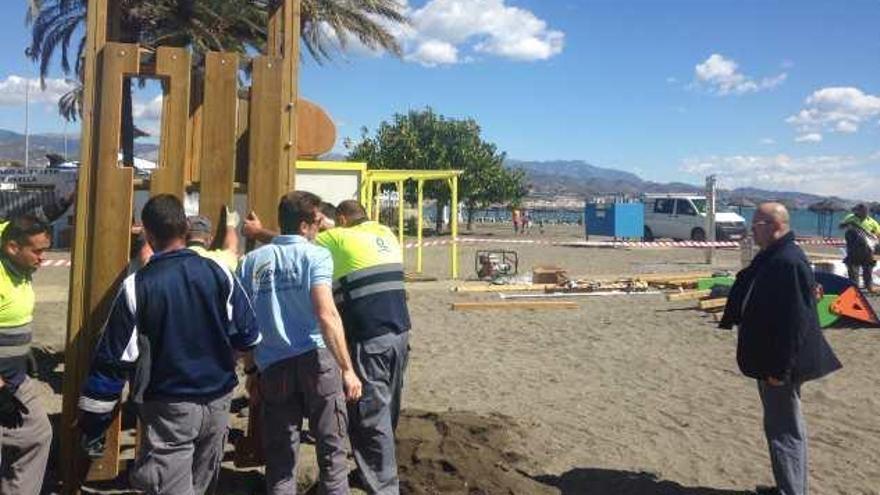 Ayer comenzaron los trabajos en las playas de Torre del Mar.