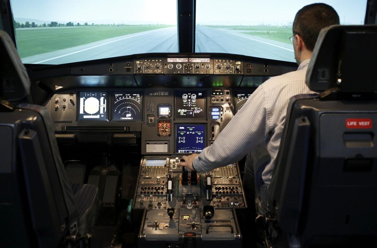 Gerhard Lueck CEO of ViennaFlight sits in the cockpit of an Airbus A320 flight simulator in Vienna on March 26 2015 REUTERS Leonhard Foeger Gerhard Lueck CEO of ViennaFlight sits in the cockpit of an Airbus A320 flight simulator in Vienna on March 26 2015 REUTERS Leonhard Foeger