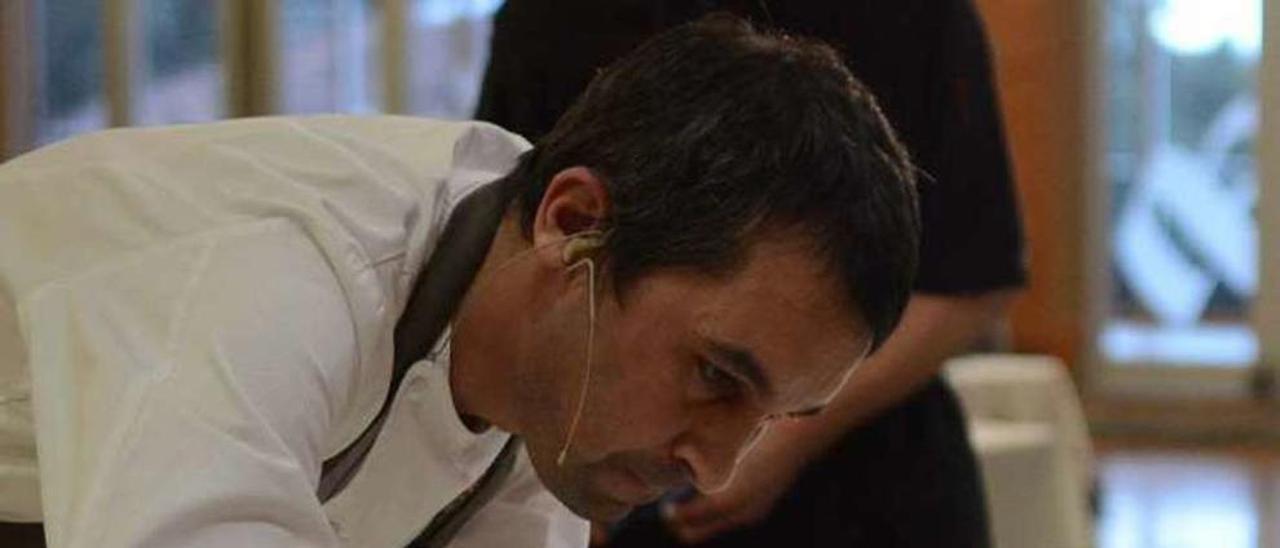 El chef Javier Olleros, del restaurante Culler de Pau. // Noé Parga