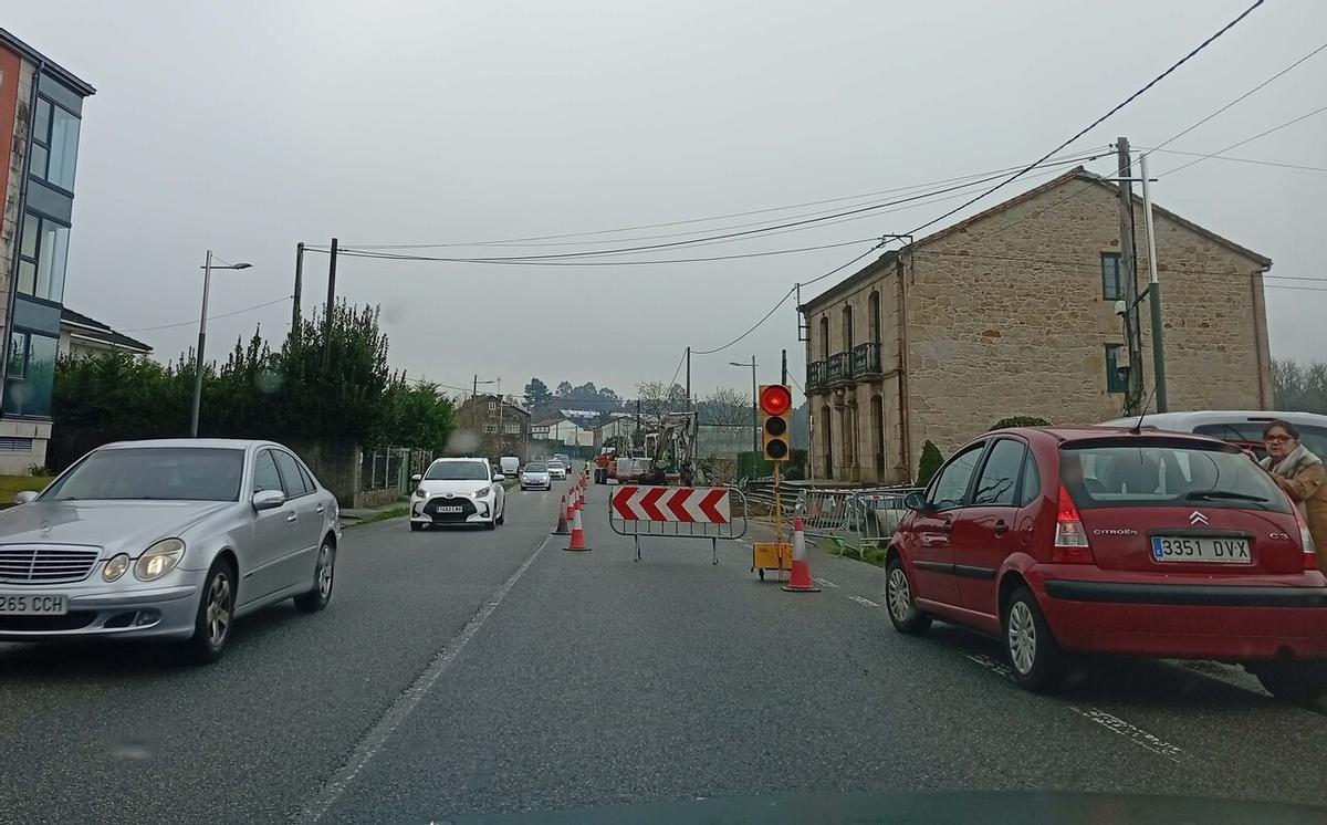 Obras de humanización en Brión a la altura de O Tremo