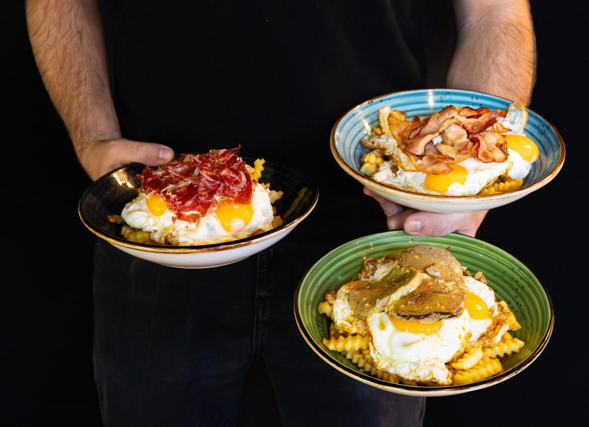 La seva carta, àmplia i diversa, pretén oferir plats variats i abundants.