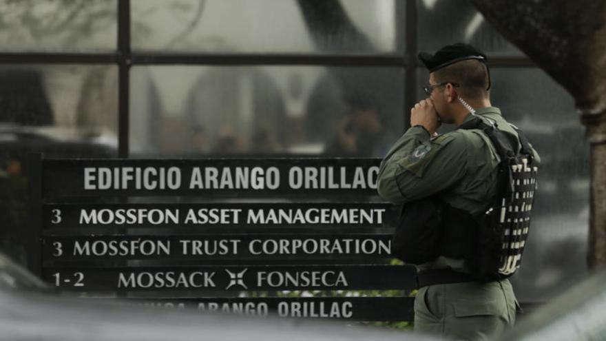 La fiscalía de Panamá registra las oficinas del bufete Mossack Fonseca