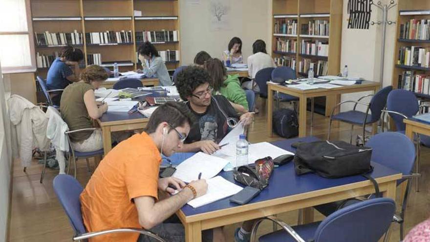 Extremadura será pionera en crear Sistema de Garantía Juvenil por el Empleo dotado con 40 millones