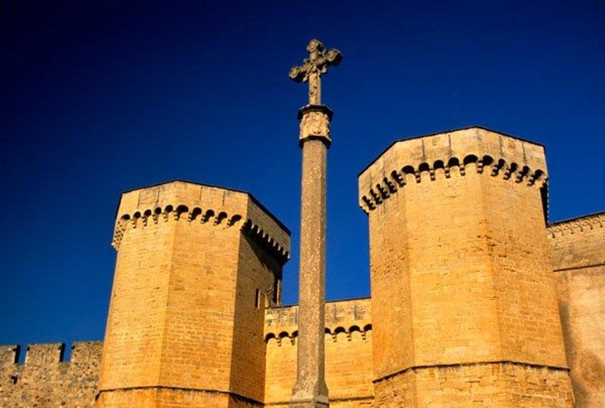 Torres del monasteiro de Poblet.