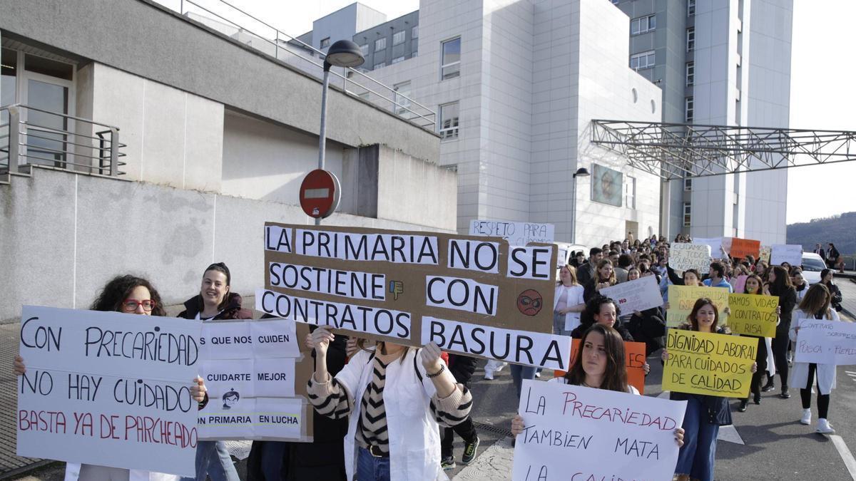 VÍDEO: Protesta de enfermeras eventuales en Cabueñes