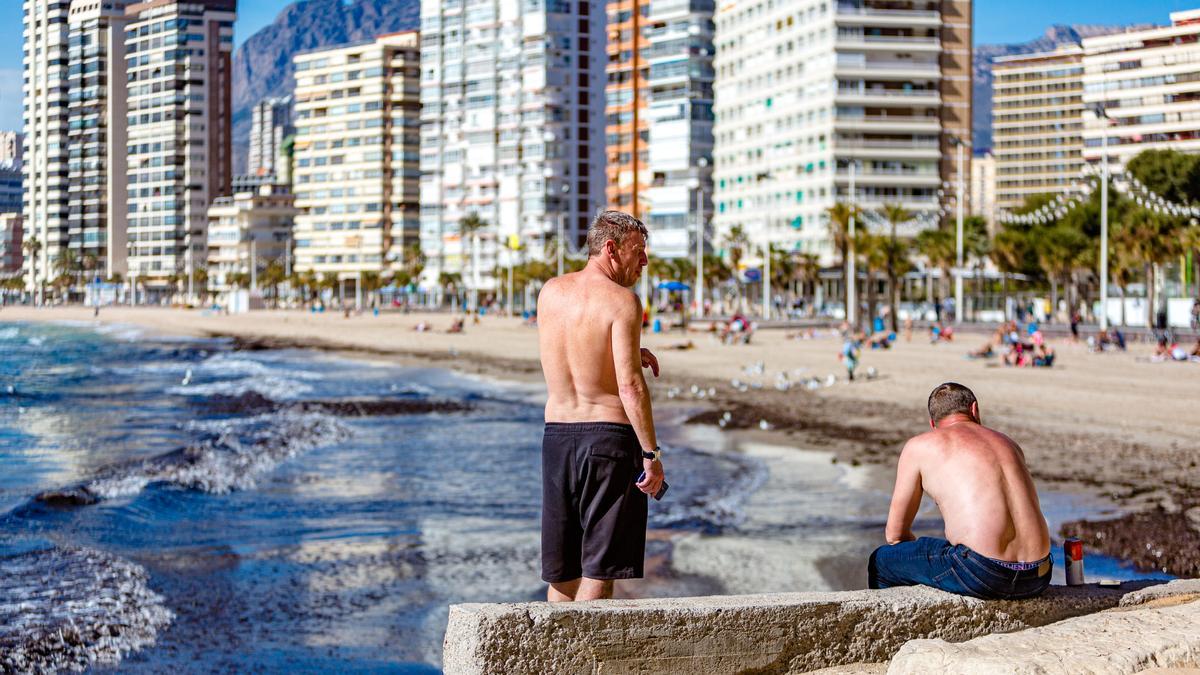 El Tiempo en Alicante: Fin de semana para disfrutar de la playa en la costa alicantina.