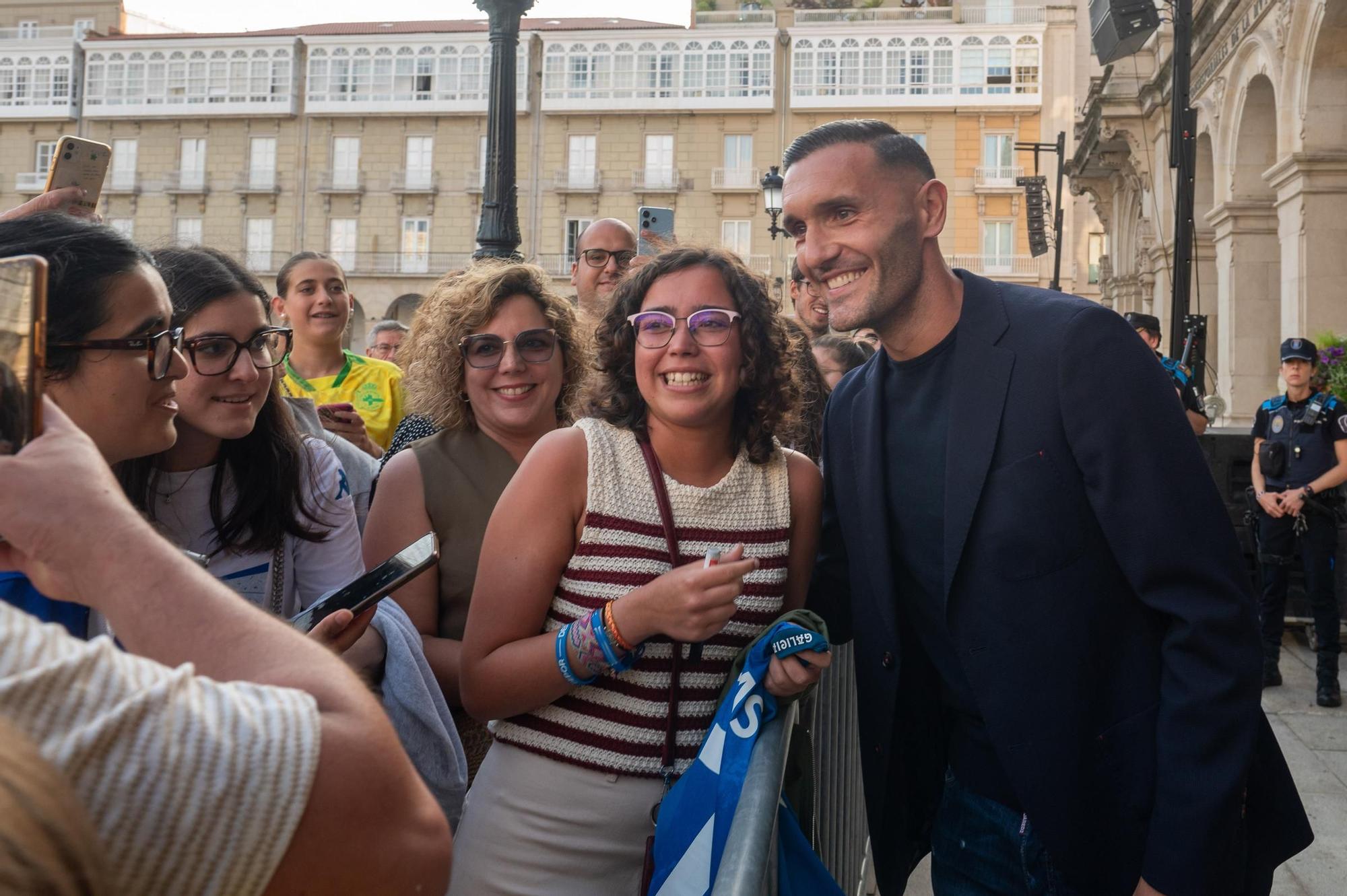 Lucas Pérez enamora con su pregón de las Fiestas de María Pita 2024