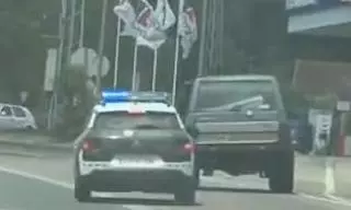 Se entrega en la Guardia Civil tras 20 días fugado el conductor que embistió a un coche de la Policía Local en Salceda