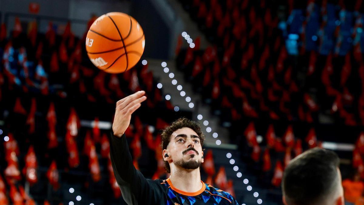 Entrenamiento del Valencia Basket ante el Barça antes del segundo partido de la final