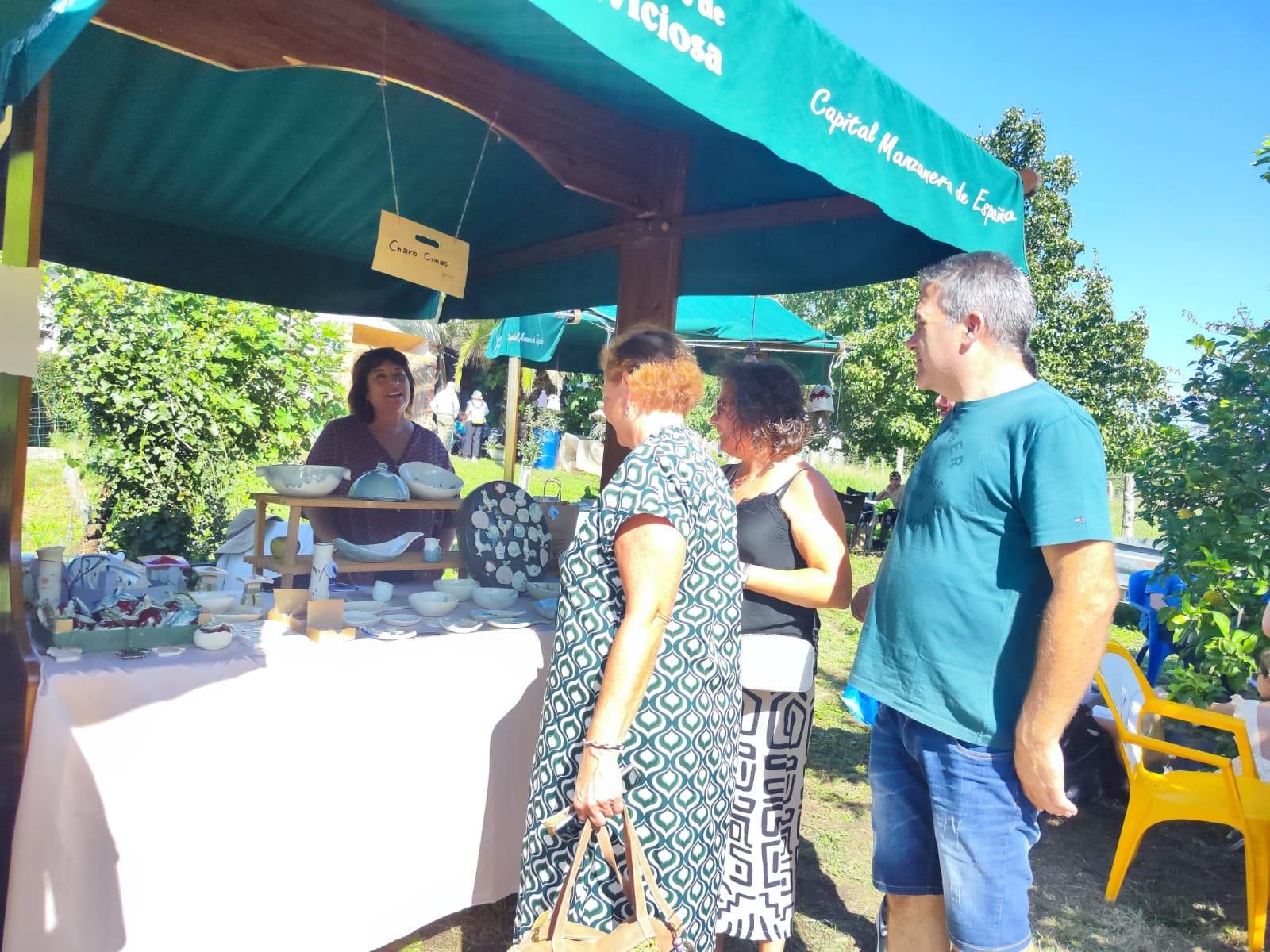 Escasez de figos, pero gran ambiente: así se ha vivido la feria de Rozaes