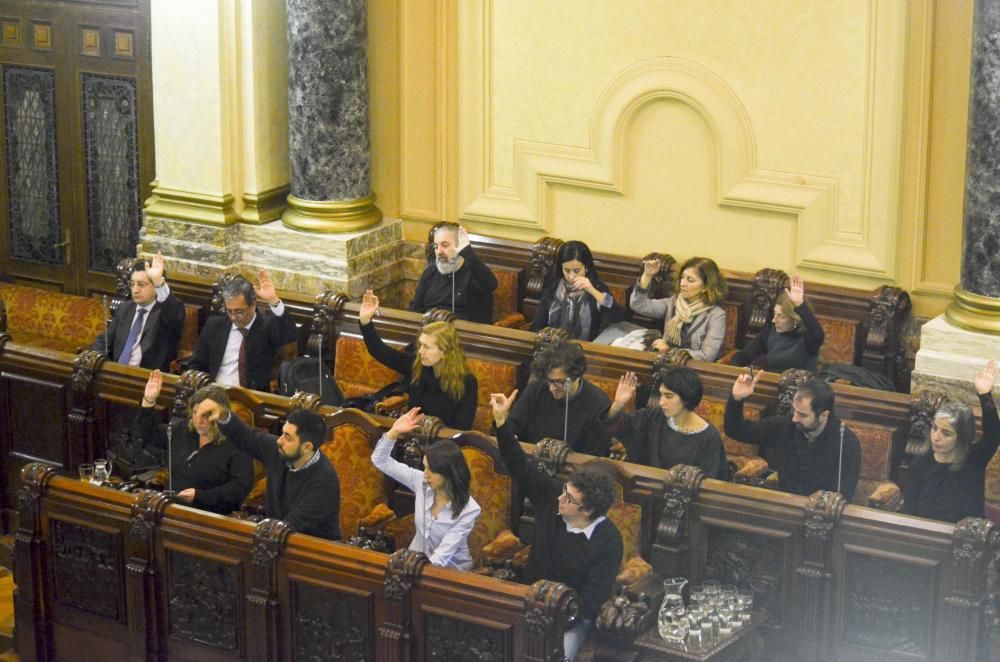 Pleno en el Ayuntamiento de A Coruña (12/12/16)