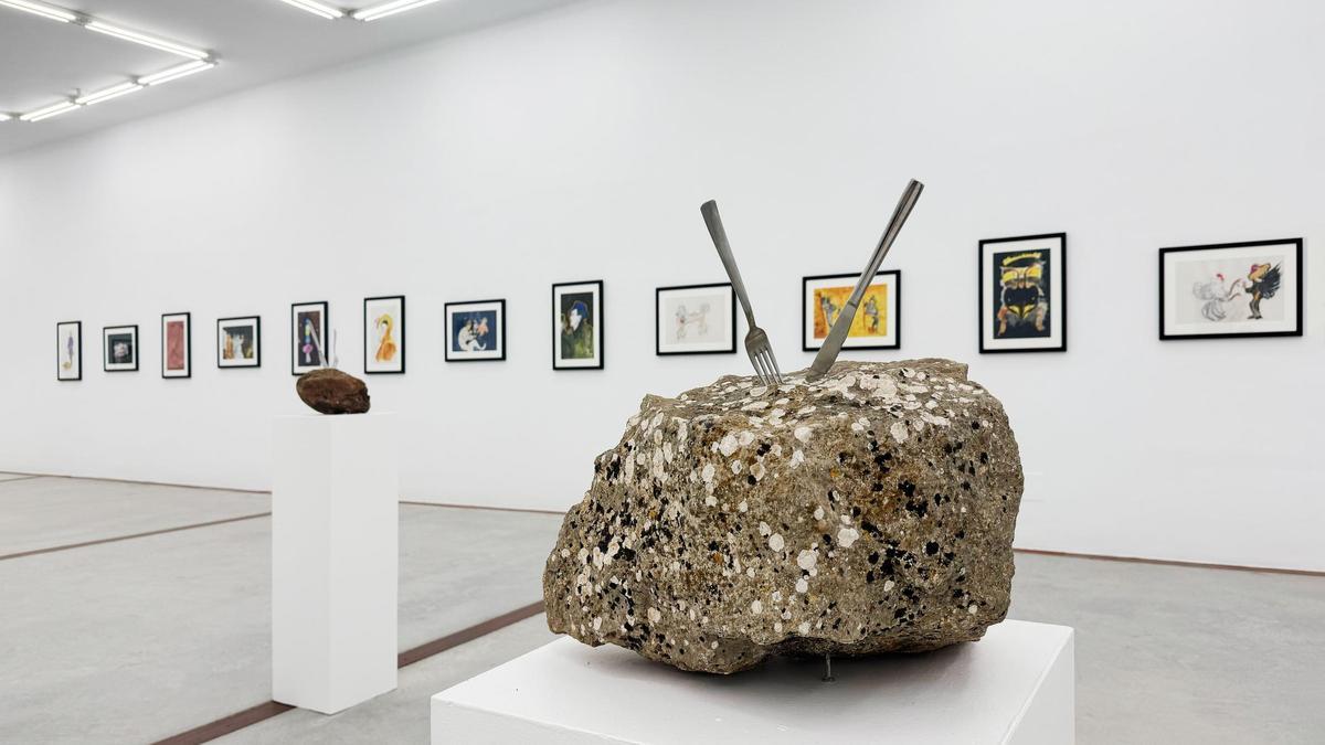 Hexenkraft-und-Bienenkot-Im-CCA-Andratx-sehen-Sie-die-wohl-wundersamste-Ausstellung-des-Jahres