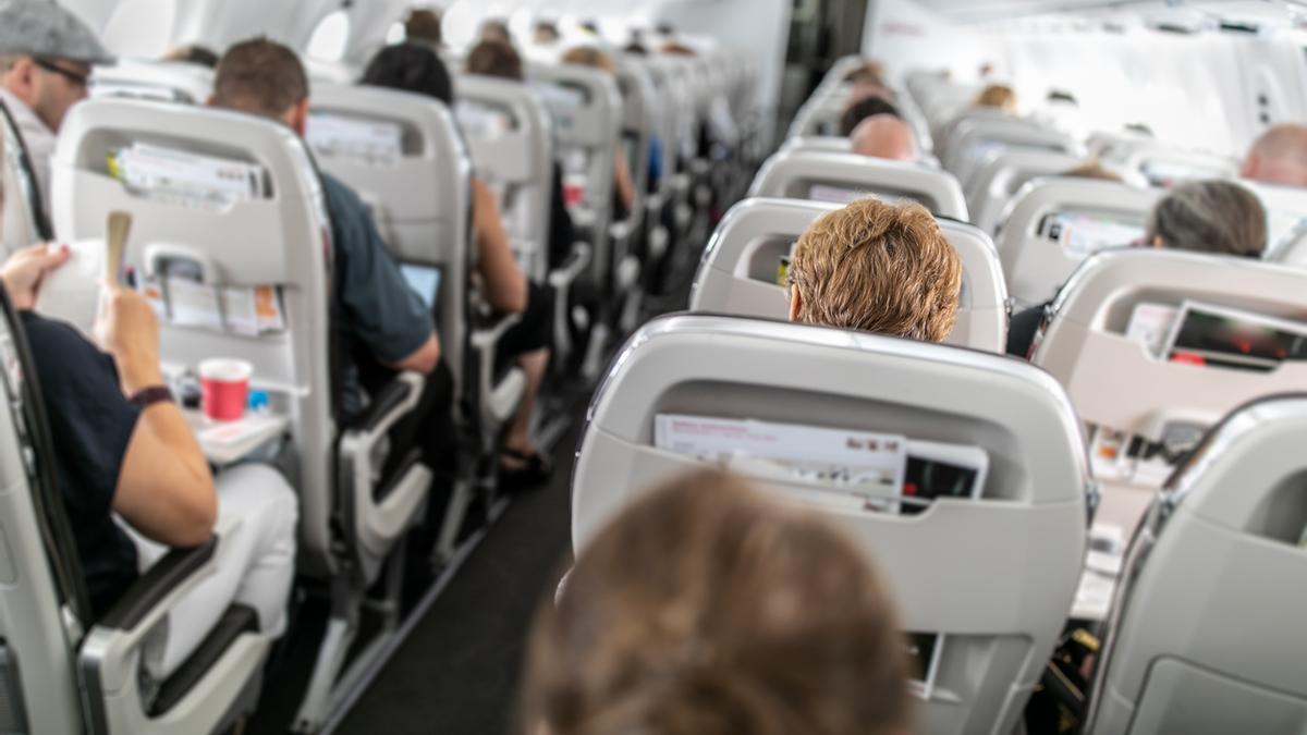 Cómo conseguir gratis el mejor asiento del avión: el truco que nadie cuenta