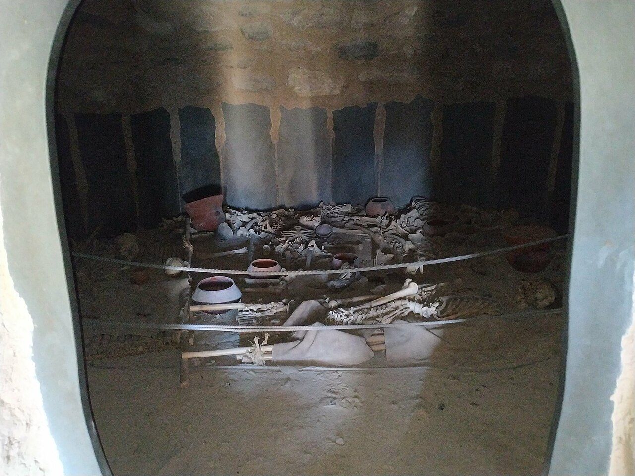 Algunos de los restos hallados en Los Millares