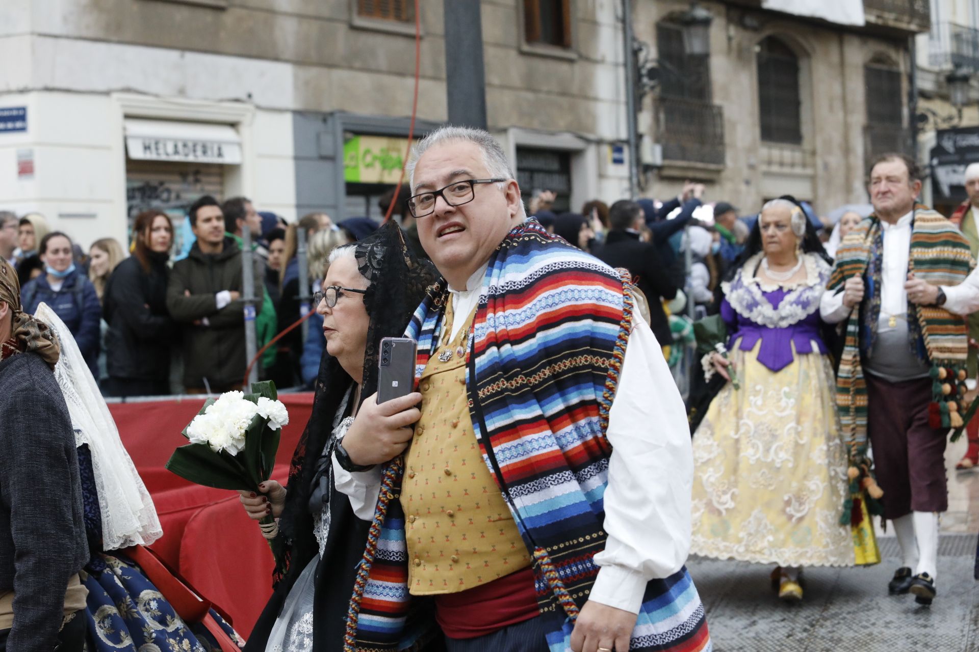 Búscate en el primer día de ofrenda por la calle de Quart (entre las 17:00 a las 18:00 horas)