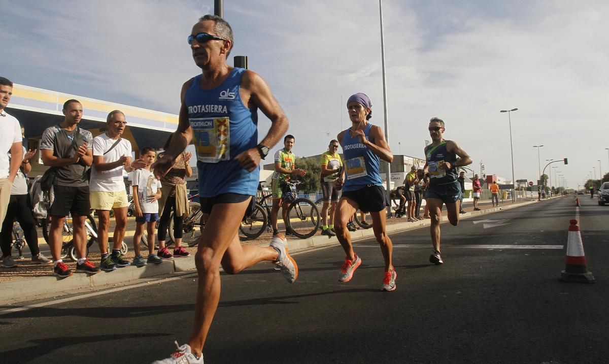 FOTOGALERÍA / Las mejores imágenes de la Media Maratón de Almodóvar del Río